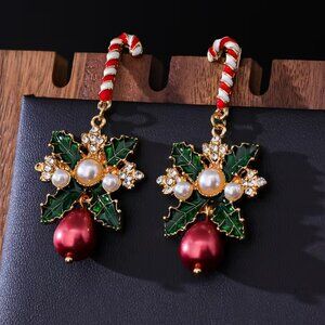 Xentric Tales whimsical Holiday dangle earrings NEW goldtone